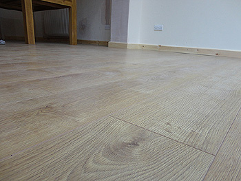 The low maintenance oak flooring